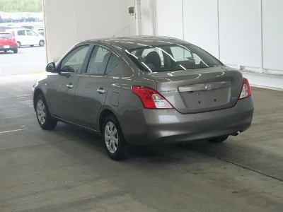 NISSAN TIIDA LATIO