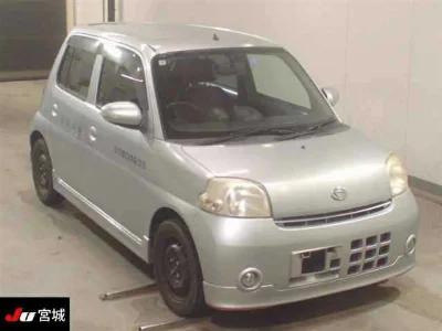 DAIHATSU ESSE