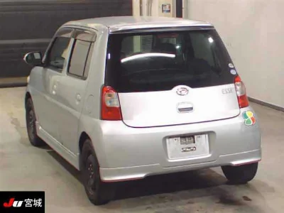 DAIHATSU ESSE