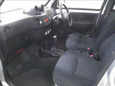 DAIHATSU ESSE