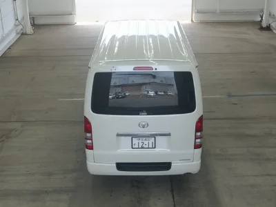 TOYOTA REGIUS ACE