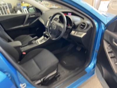 MAZDA AXELA SPORT