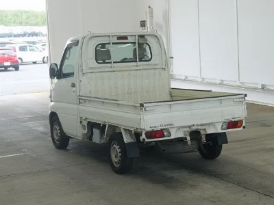 NISSAN CLIPPER