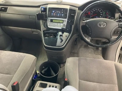 TOYOTA ALPHARD V