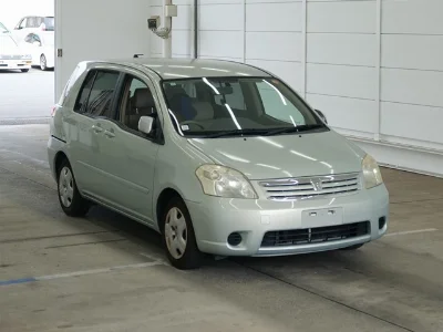 TOYOTA RAUM