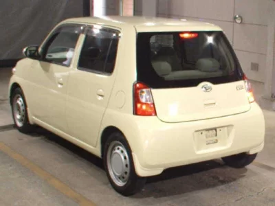 DAIHATSU ESSE