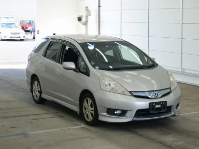 HONDA FIT SHUTTLE HYBRID
