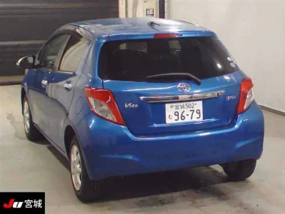 TOYOTA VITZ