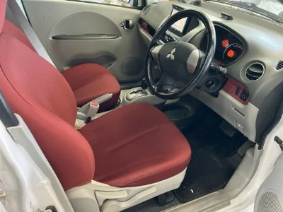 MITSUBISHI I
