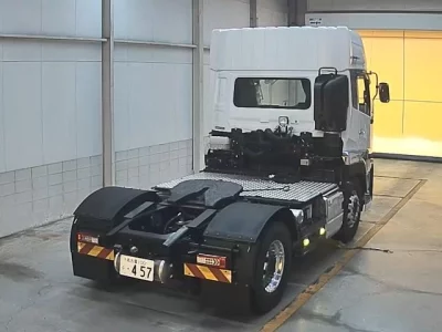NISSAN UD
