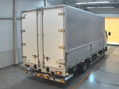MITSUBISHI FUSO FIGHTER