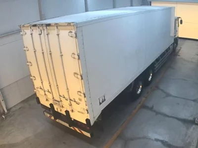 MITSUBISHI FUSO