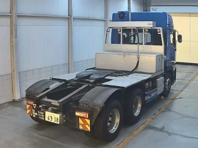 NISSAN UD