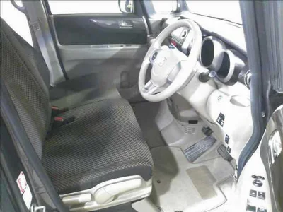 HONDA N BOX +