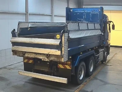 MITSUBISHI FUSO