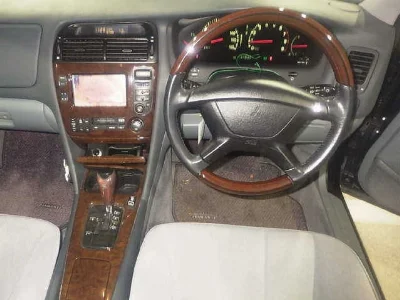 MITSUBISHI DIAMANTE
