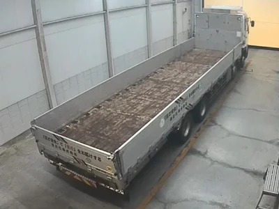 NISSAN UD