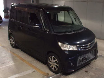 NISSAN ROOX