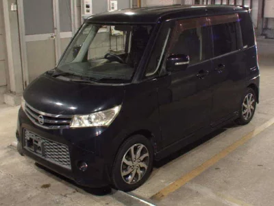 NISSAN ROOX