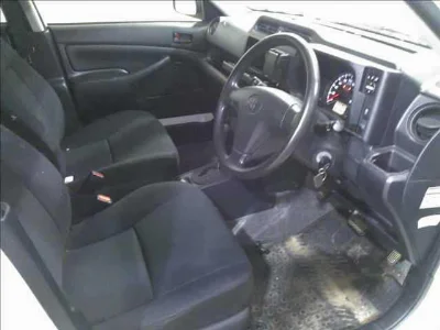 TOYOTA SUCCEED VAN