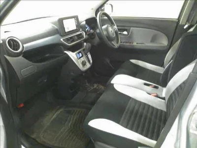 DAIHATSU CAST ACTIVA