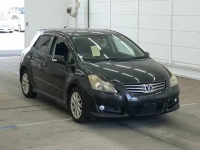 TOYOTA BLADE