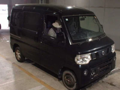 NISSAN NV100 CLIPPER
