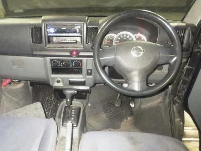 NISSAN NV100 CLIPPER
