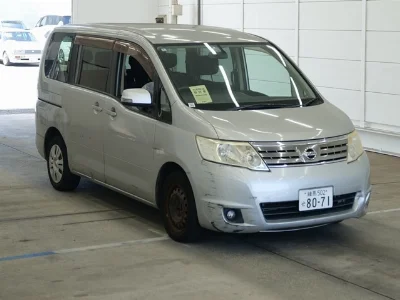 NISSAN SERENA