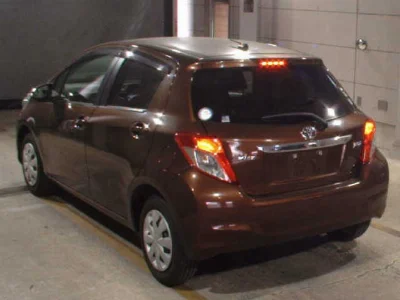 TOYOTA VITZ