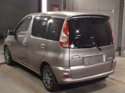TOYOTA FUN CARGO