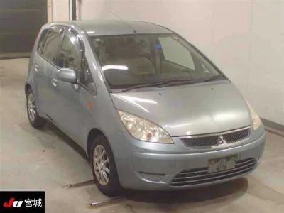 MITSUBISHI COLT