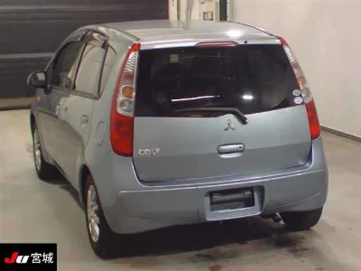 MITSUBISHI COLT
