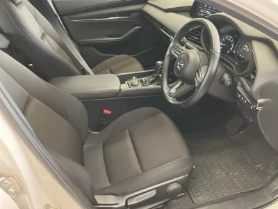 MAZDA MAZDA3 FASTBACK