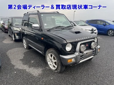 MITSUBISHI PAJERO MINI