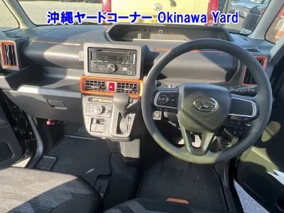 DAIHATSU TANTO FUN CROSS