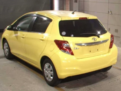 TOYOTA VITZ