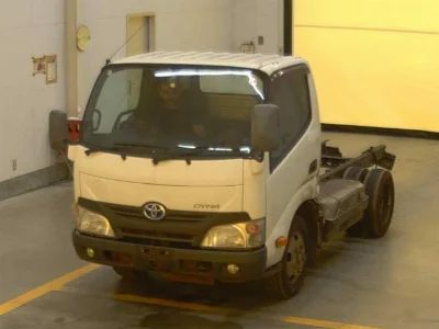 TOYOTA DYNA
