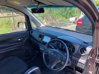SUBARU LUCRA