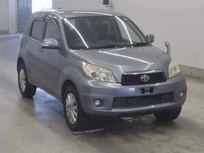 TOYOTA RUSH