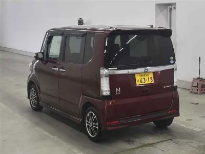 HONDA N BOX CUSTOM