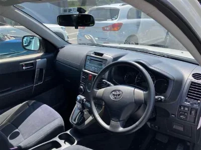 TOYOTA RUSH