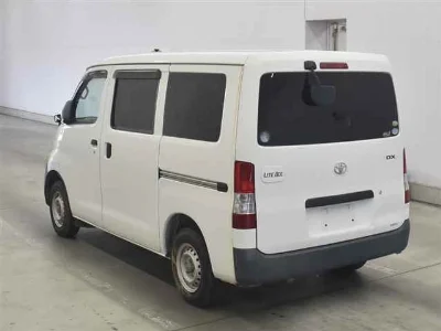 TOYOTA LITE ACE VAN