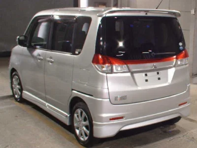 MITSUBISHI DELICA D:2