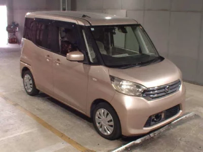 NISSAN DAYZ ROOX