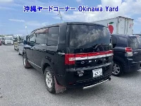 Цена авто Mitsubishi  с аукционов Японии, номер кузова CV5W, пробег 127 000, оценка 7