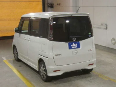 NISSAN ROOX