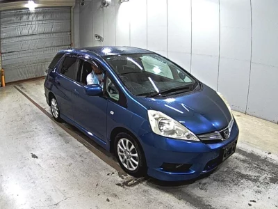 HONDA FIT SHUTTLE