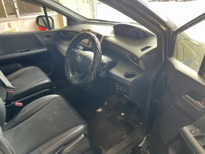 HONDA FREED SPIKE