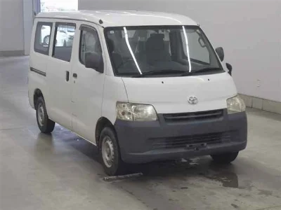 TOYOTA LITE ACE VAN